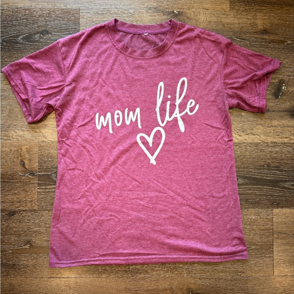 Mom Life Graphic Tee